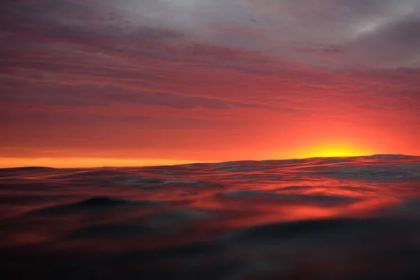 Uma Bela Foto Uma Paisagem Marinha Durante Pôr Sol — Fotografia de Stock