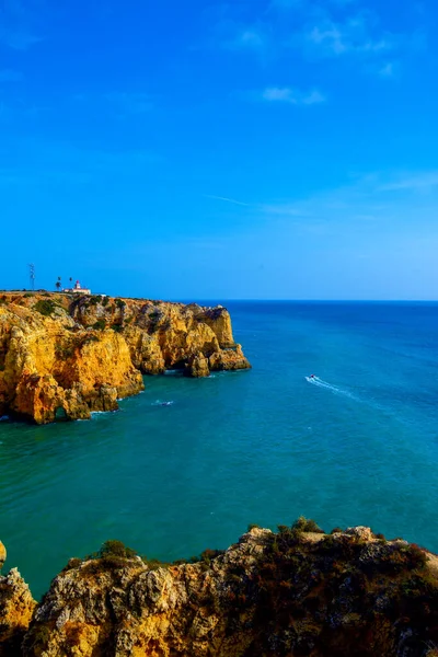 Skaliste Klify Ponta Piedade Lagos Portugalia Idealne Tapety — Zdjęcie stockowe