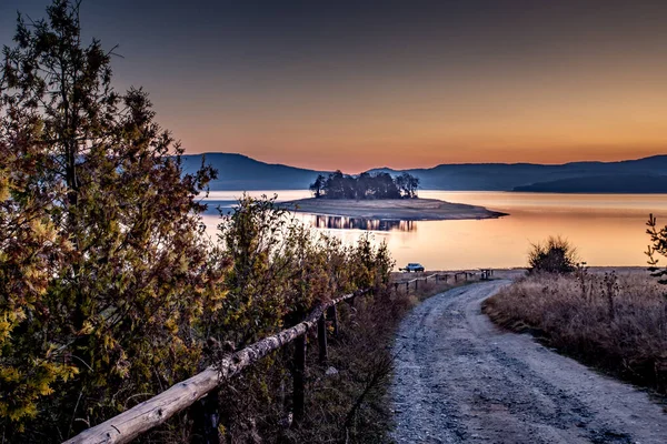 Μαγευτική Λήψη Μιας Ήρεμης Λίμνης Ηλιοβασίλεμα Στη Βουλγαρία — Φωτογραφία Αρχείου