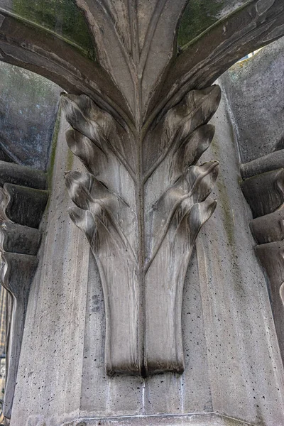 Vertical Shot Carved Stone Details Ancient Building — Stock Fotó