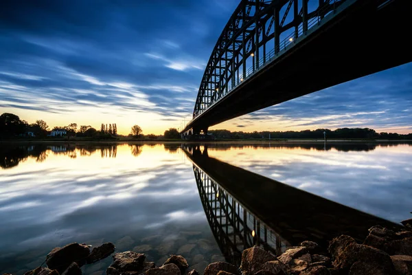 Снимок Сиднейского Моста Австралии Закате — стоковое фото
