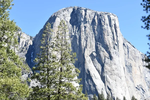 Une Vue Imprenable Sur Une Montagne Dans Parc National Yosemite — Photo
