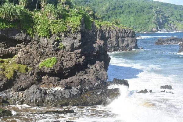 Beautiful Shot Landscape River Cliffs Bank — Stock Photo, Image