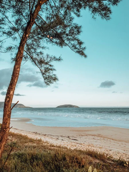 Beau Cliché Mer Sur Plage Rio Janeiro Coucher Soleil Avec — Photo