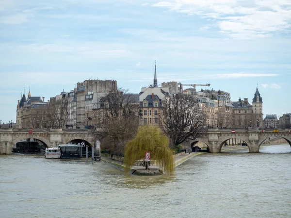 Fransa Paris Teki Ile Cite Nin Güzel Bir Manzarası — Stok fotoğraf