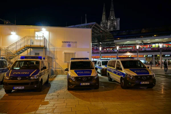 Cologne Німеччина Вересня 2020 Року Кілька Поліцейських Машин Поліцейській Дільниці — стокове фото