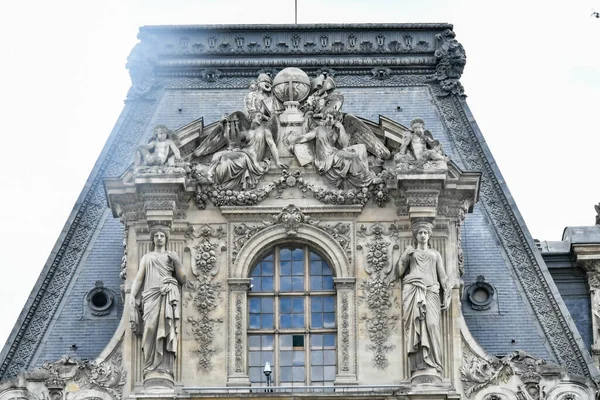 Les Sculptures Sur Mur Musée Louvre Paris — Photo