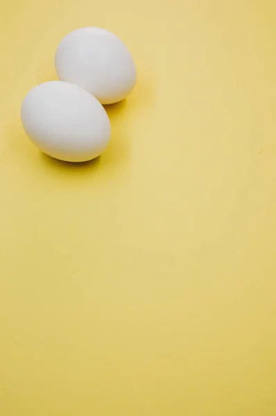 Ein Vertikaler Schuss Weißer Eier — Stockfoto