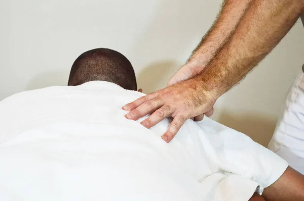 Physiotherapist Doing Manual Treatment — Stock Photo, Image