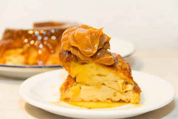 Bread Pudding Made Stale Bread Milk Eggs Sugar Decorated Liquid — Stock Photo, Image