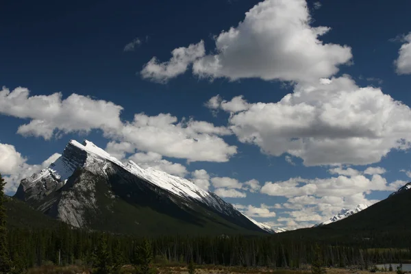 Mountains Jasper National Park Canada —  Fotos de Stock