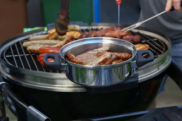 Primer Plano Carne Salchichas Fritas Parrilla — Foto de Stock