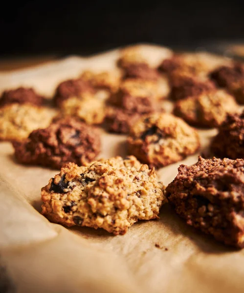 Een Close Shot Van Heerlijke Zelfgemaakte Havermoutkoekjes Een Schotel — Stockfoto