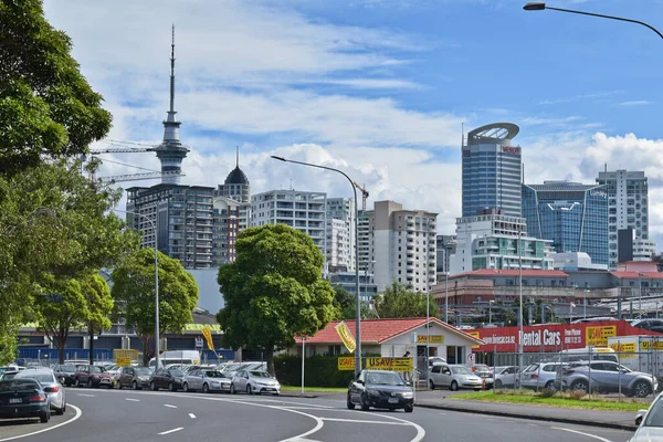 オークランド ニュージーランド 2019年4月5日 オークランド ニュージーランド 2019年4月5日 オークランドの街のスカイラインThe Strandからの眺め — ストック写真