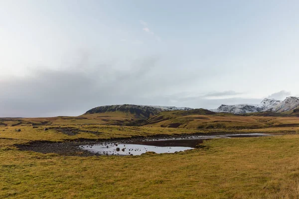 Ein Faszinierender Blick Auf Die Berglandschaft Islands — Stockfoto