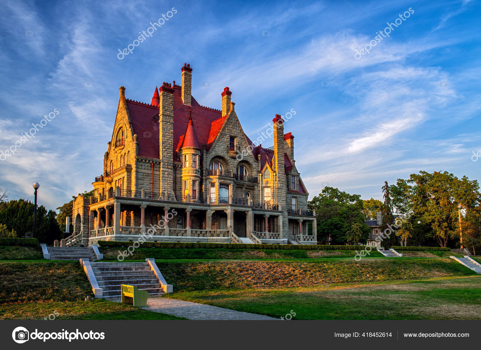 Imágenes de Craigdarroch castle libres de derechos | DepositPhotos, image size:1600x1167