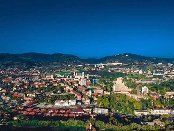 Vue Aérienne Des Bâtiments Sous Ciel Bleu Zenica Bosnie Herzégovine — Photo