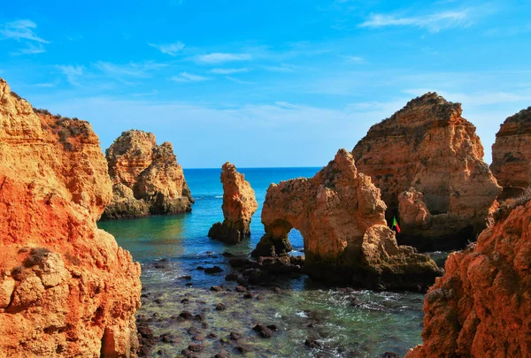 Ένα Τοπίο Της Ponta Piedade Που Περιβάλλεται Από Θάλασσα Κάτω — Φωτογραφία Αρχείου