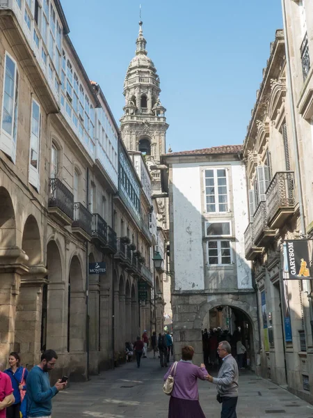 Torre Catedral Santiago Compostela Detrás Antiguas Casas Del Centro Ciudad — Foto de Stock