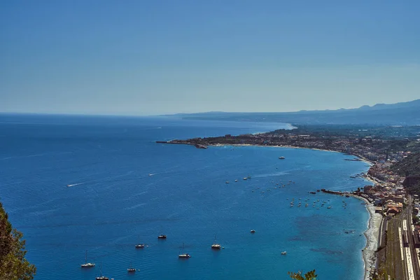 Μια Κάθετη Φωτογραφία Της Villa Comunale Taormina Taormina Ιταλία — Φωτογραφία Αρχείου