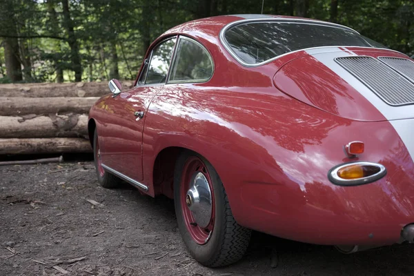 Antikes Rotes Auto Deutschland Gefunden — Stockfoto