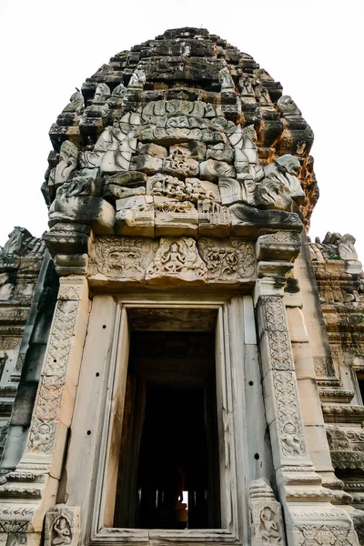 Eine Vertikale Aufnahme Eines Khmer Tempels Phimai Historical Park Nai — Stockfoto