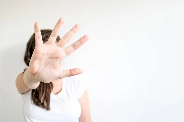 Uma Mulher Levantou Mão Para Autodefesa Luta Contra Violência Contra — Fotografia de Stock