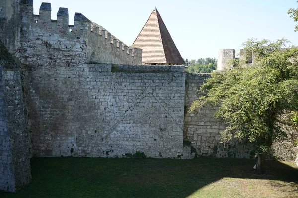 Pohled Starobylou Kamennou Budovu Bočnice — Stock fotografie