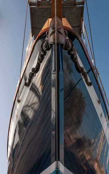 Vertical Shot Sailing Yacht — Stock Photo, Image