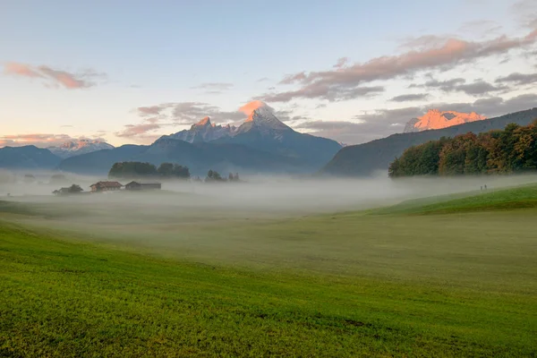 Famoso Watzmann Perto Berchtesgaden Com Quinta Névoa Nascer Sol Para — Fotografia de Stock