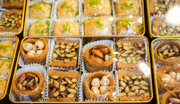 Closeup Delicious Oriental Sweets Tin Boxes — Stock Photo, Image