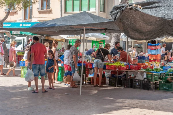 Кампос Испания Августа 2020 Года Фруктовый Овощной Киоск Традиционном Уличном — стоковое фото