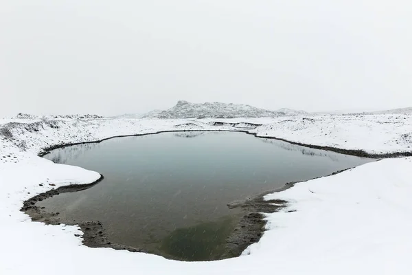 Талая Ледниковая Вода Исландии — стоковое фото