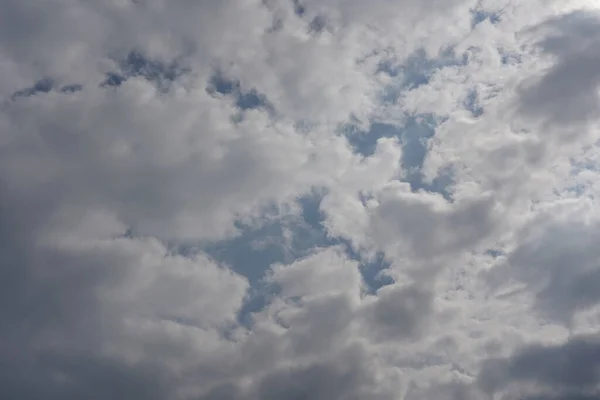 Sebuah Gambar Sudut Rendah Dari Badai Gelap Hang Atas Langit — Stok Foto