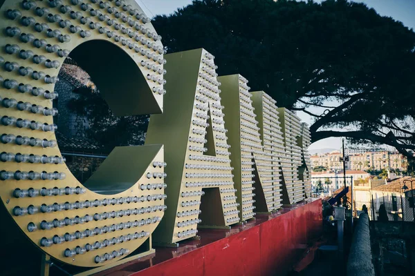 Primer Plano Del Cartel Cannes Con Muchas Bombillas Suquet Cannes —  Fotos de Stock