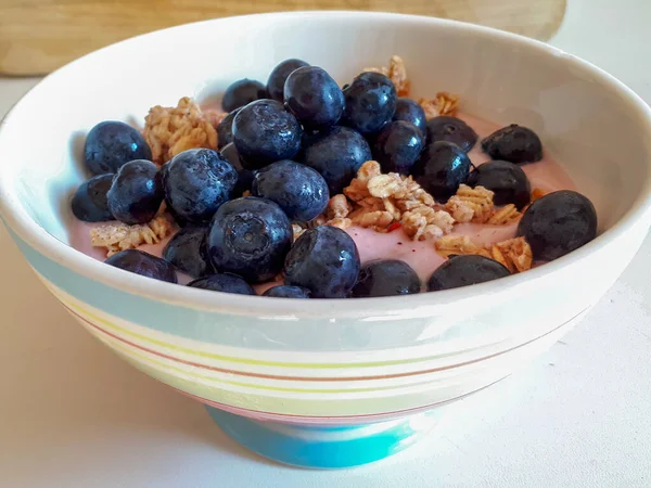 Desayuno Saludable Con Cereales Arándanos Frescos —  Fotos de Stock