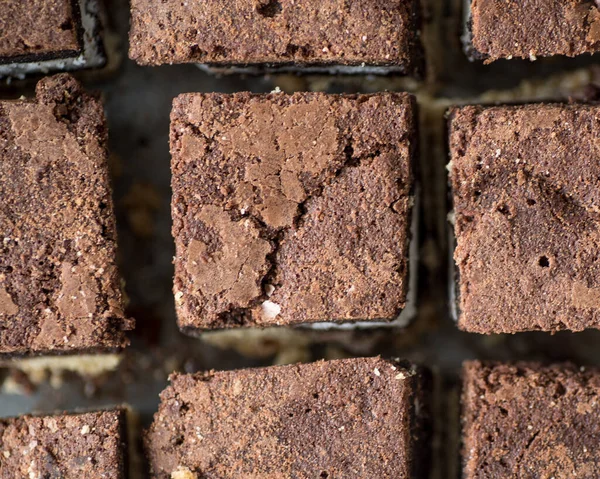 Een Bovenaanzicht Van Vers Gebakken Zoete Chocolade Brownies — Stockfoto
