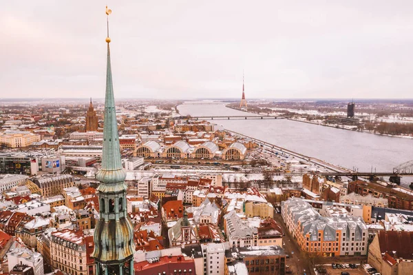 Flygfoto Över Byggnaderna Riga Lettland Nära Floden Daugava — Stockfoto