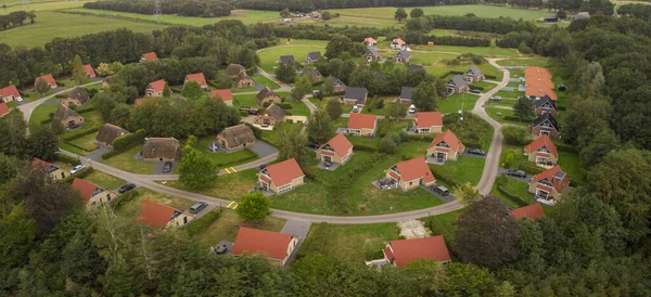 Luchtfoto Van Zomerhuis Bungalowpark Natuurlijke Omgeving Met Variaties Van Daken — Stockfoto