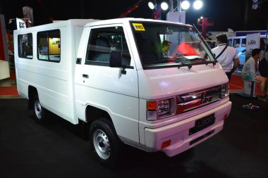 Mitsubishi L300 teslimat minibüsü