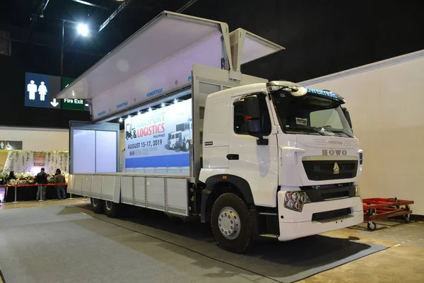 Pasay Ago Camión Ala Sinotruk Agosto 2018 Transport Logistics World — Foto de Stock