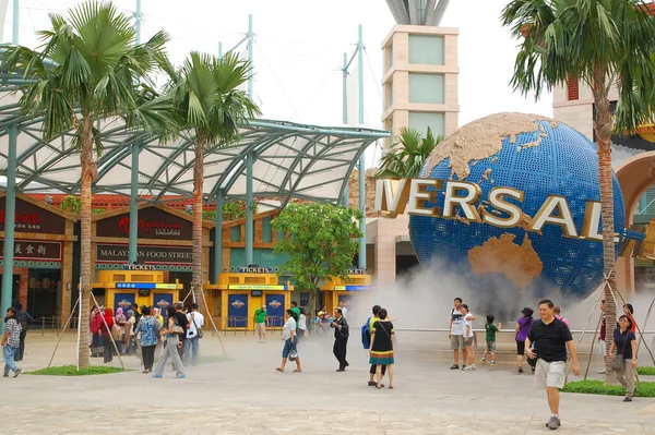 Sentosa April Universal Studios Singapore Rotating Globe April 2012 Sentosa — 图库照片
