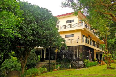 RIZAL, PH - 25 AUG - Punta de Fabian 'daki kulübe cephesi 25 Ağustos 2012, Baras, Rizal, Filipinler.