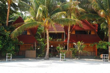 BOHOL, PH - SEPT 1 - 1 Eylül 2015 tarihinde Panglao Adası, Bohol, Filipinler 'deki Alona plajında konaklama cephesi