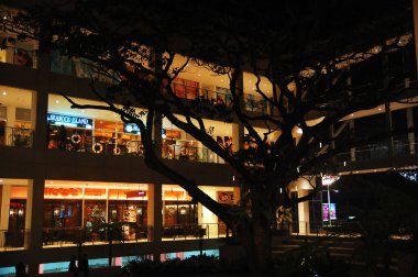 CAGAYAN DE ORO CITY, PH-Centrio alışveriş merkezi cephesi 6 Şubat 2013, Cagayan De Oro City, Filipinler.