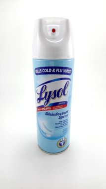 MANILA, PH - 23 Haziran - Manila, Filipinler 'de 23 Haziran 2020 tarihinde Lysol dezenfektan spreyi.