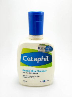 MANILA, PH - 23 Haziran - Cetaphil nazik cilt temizleyici 23 Haziran 2020 'de Manila, Filipinler' de.