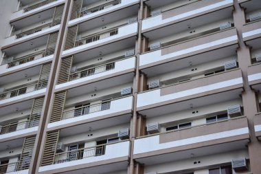 QUEZON ŞEHRİ, PH - 29 Temmuz - 29 Temmuz 2018 'de Quezon City, Filipinler' de bir Castilla binası