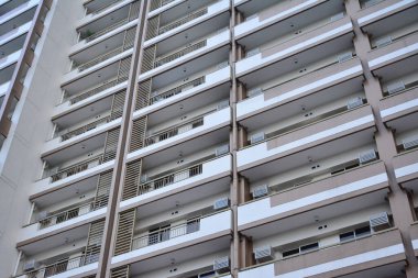 QUEZON ŞEHRİ, PH - 29 Temmuz - 29 Temmuz 2018 'de Quezon City, Filipinler' de bir Castilla binası