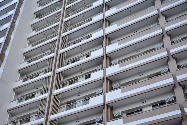 QUEZON ŞEHRİ, PH - 29 Temmuz - 29 Temmuz 2018 'de Quezon City, Filipinler' de bir Castilla binası